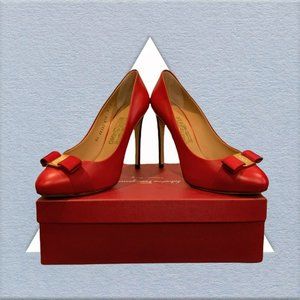 Ferragamo Rilly Red Leather Pumps Size 9C with Vara Bow - NEW
